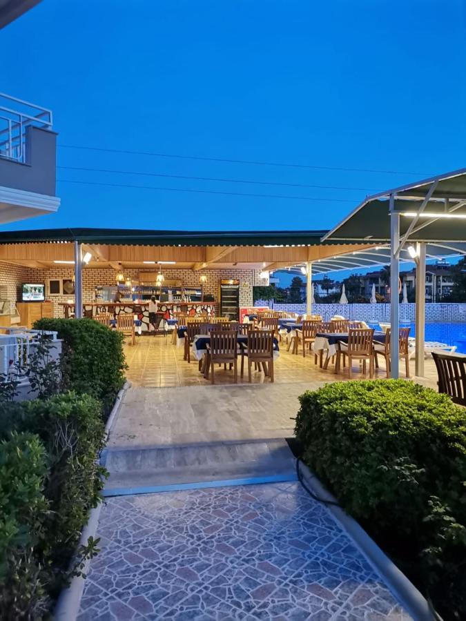 Side Oezguerhan Hotel Exterior photo